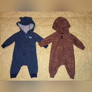 Carter's Bundle Of 2 One Piece Zipper Outfits Bears Size 3M